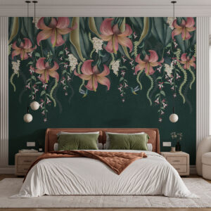 Carta da parati Delicato motivo botanico con gigli penduli, fiori e colibrì su una parete verde grunge